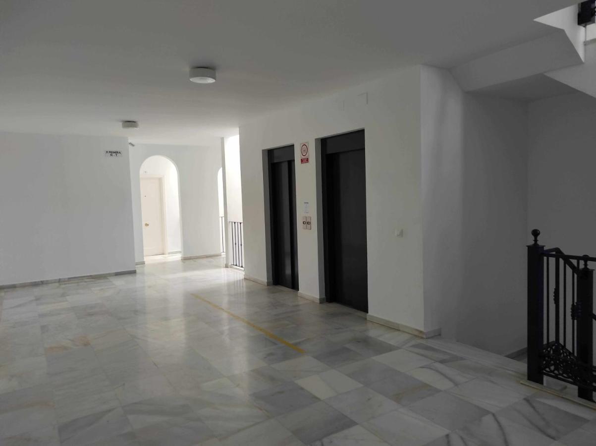 Apartamento céntrico con garaje y cercano a la playa Zahara de los Atunes Exterior foto